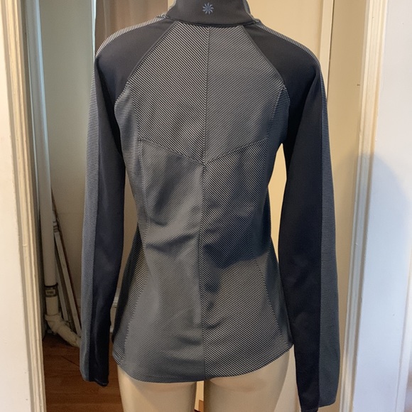 ATHLETA  TOP - Picture 6 of 9